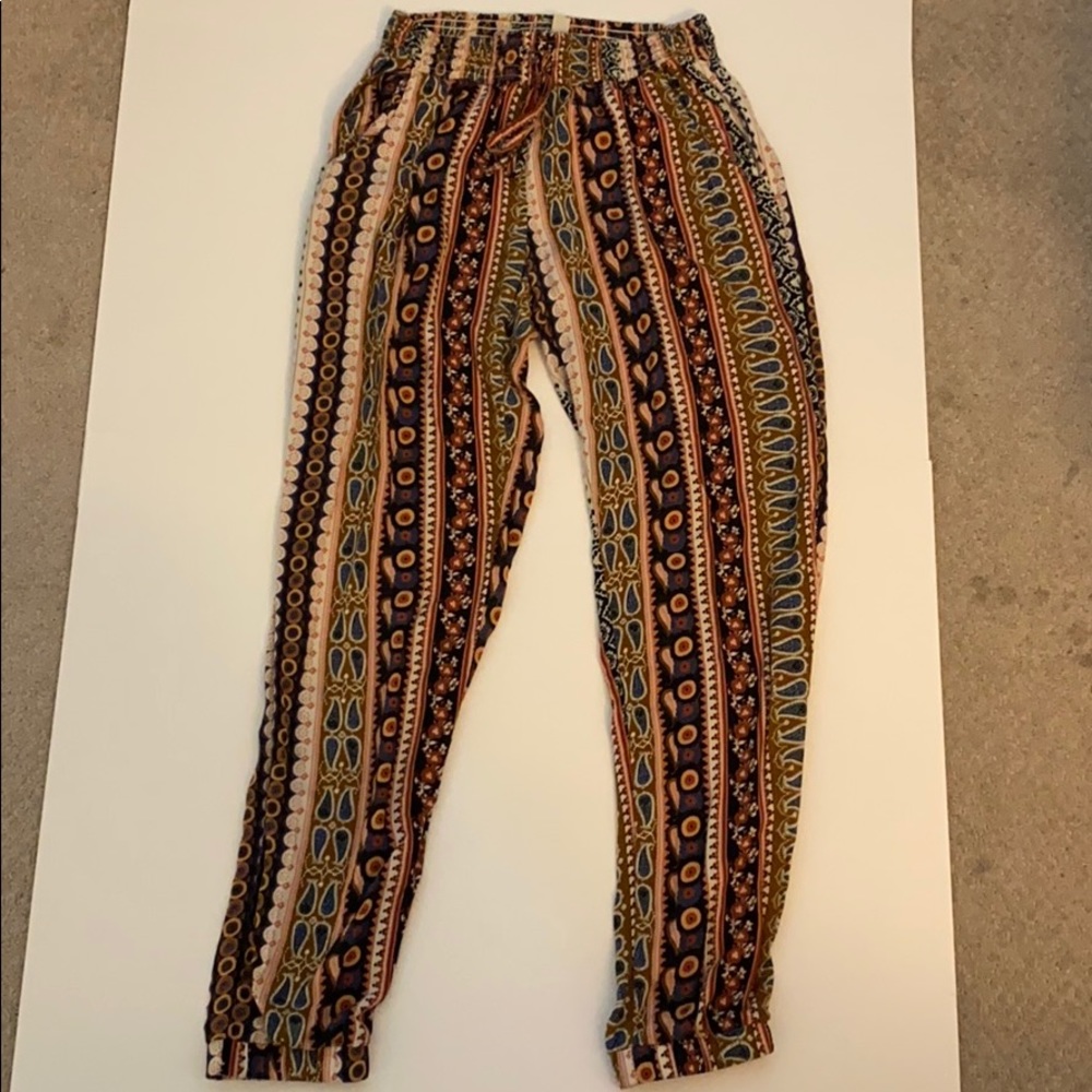 American Eagle Flowy Pants